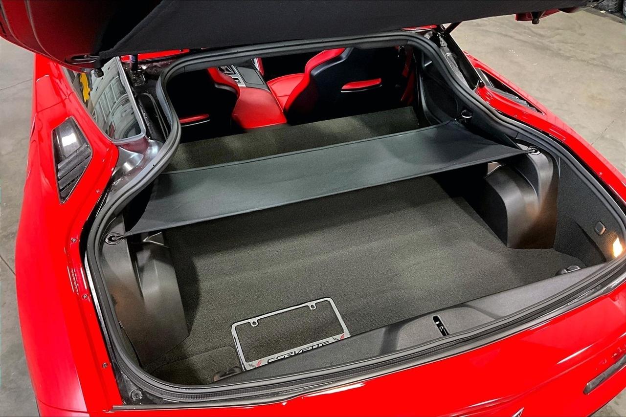 Chevrolet Corvette 2dr Stingray Cpe w/2LT 2019