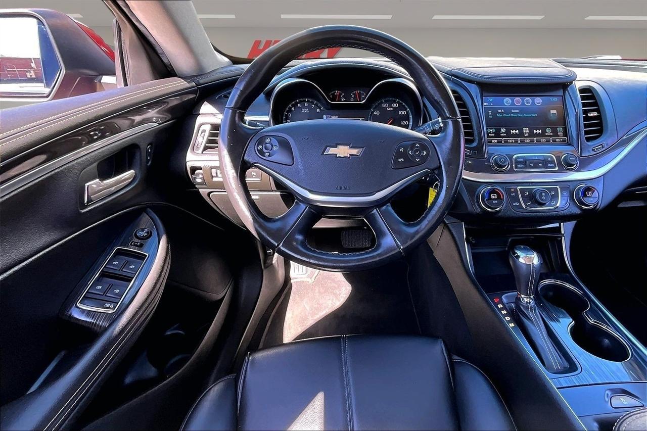 Chevrolet Impala 4dr Sdn LT w/1LT 2017