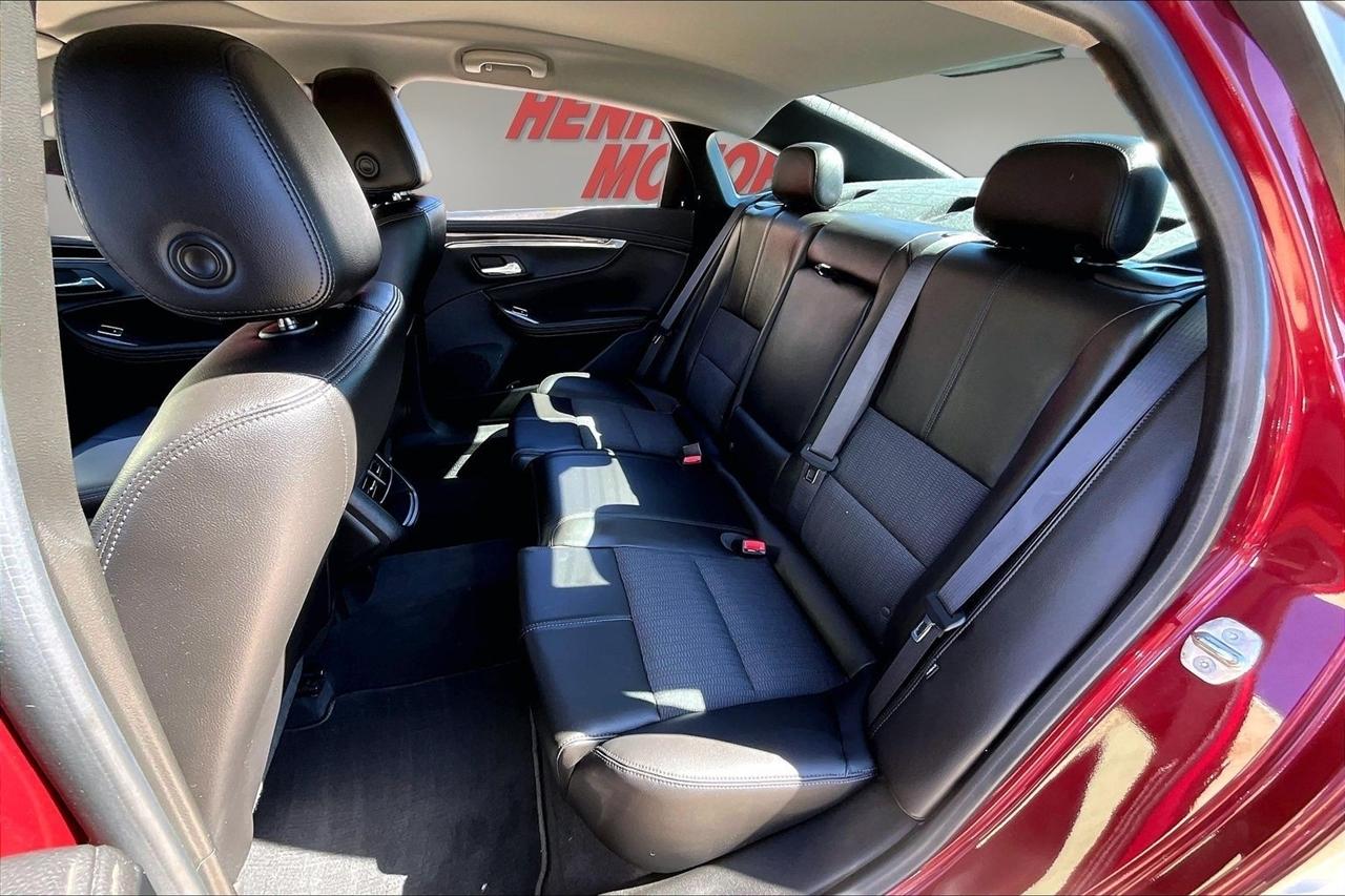 Chevrolet Impala 4dr Sdn LT w/1LT 2017