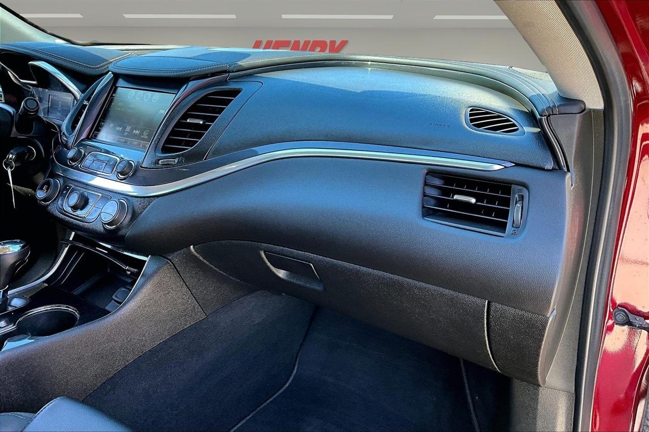 Chevrolet Impala 4dr Sdn LT w/1LT 2017