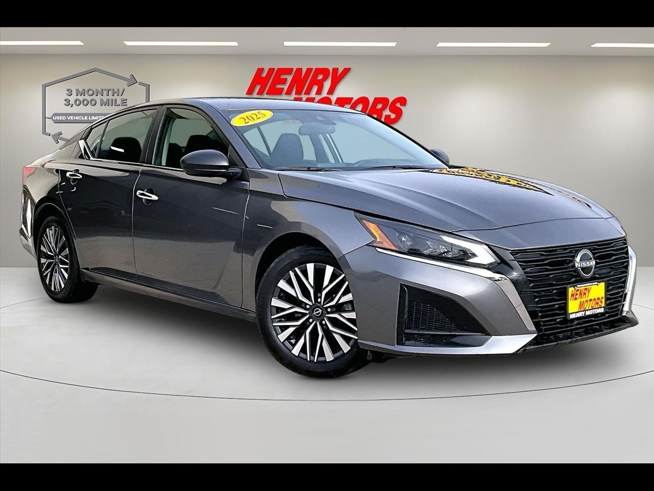 2025 Nissan Altima SV FWD