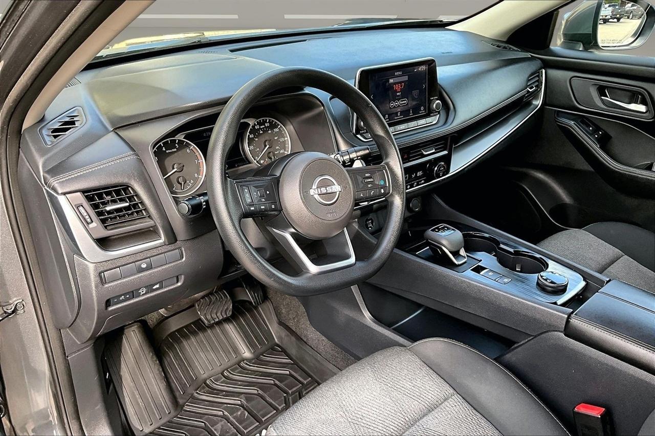 Nissan Rogue AWD SV 2024