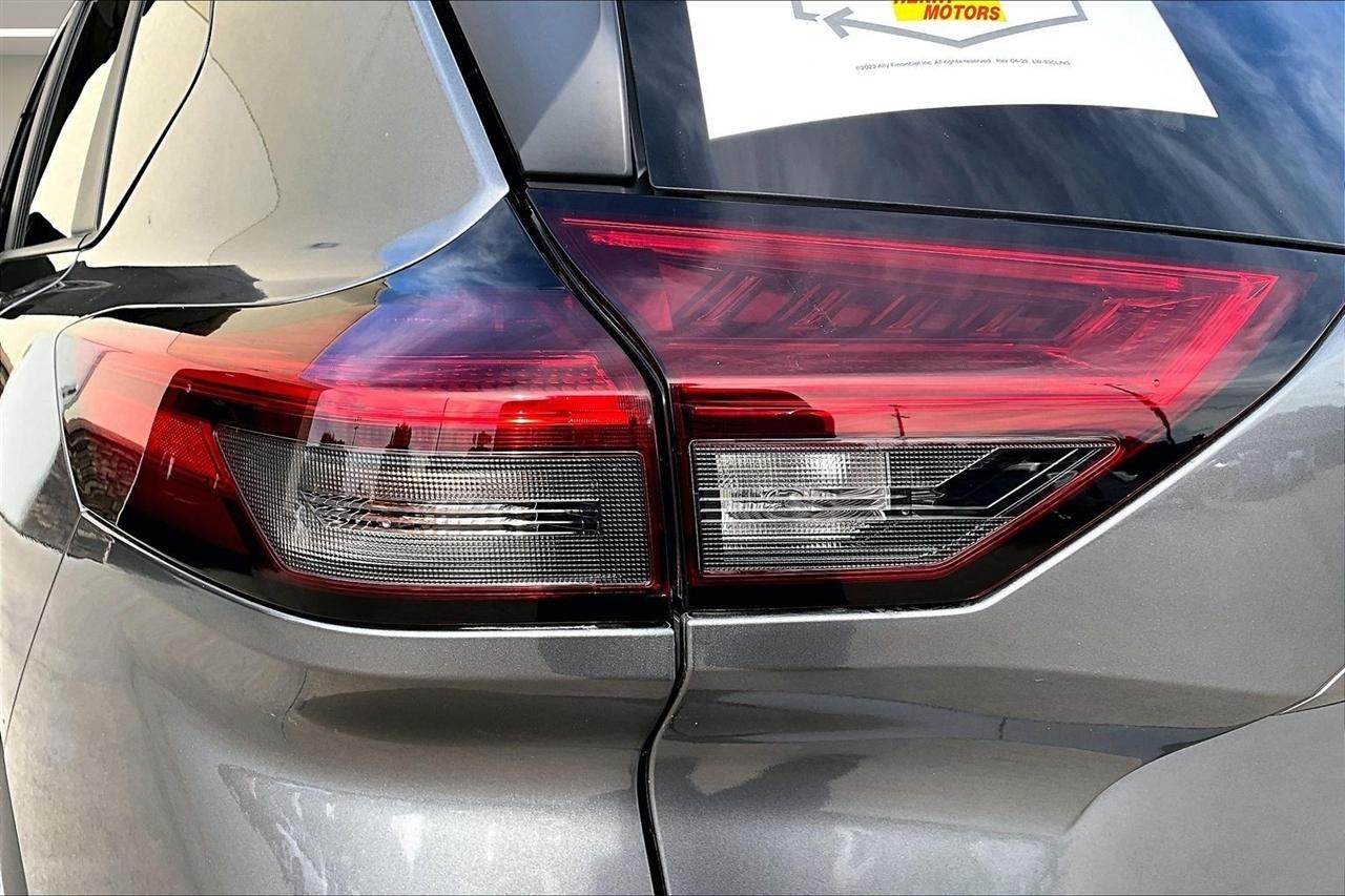 Nissan Rogue AWD SV 2024