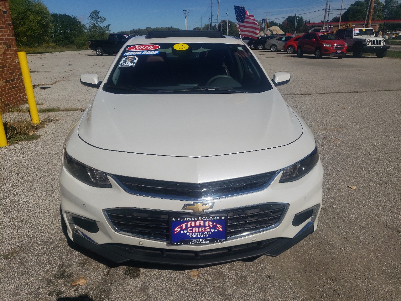 2016 Chevrolet Malibu Premier photo 2