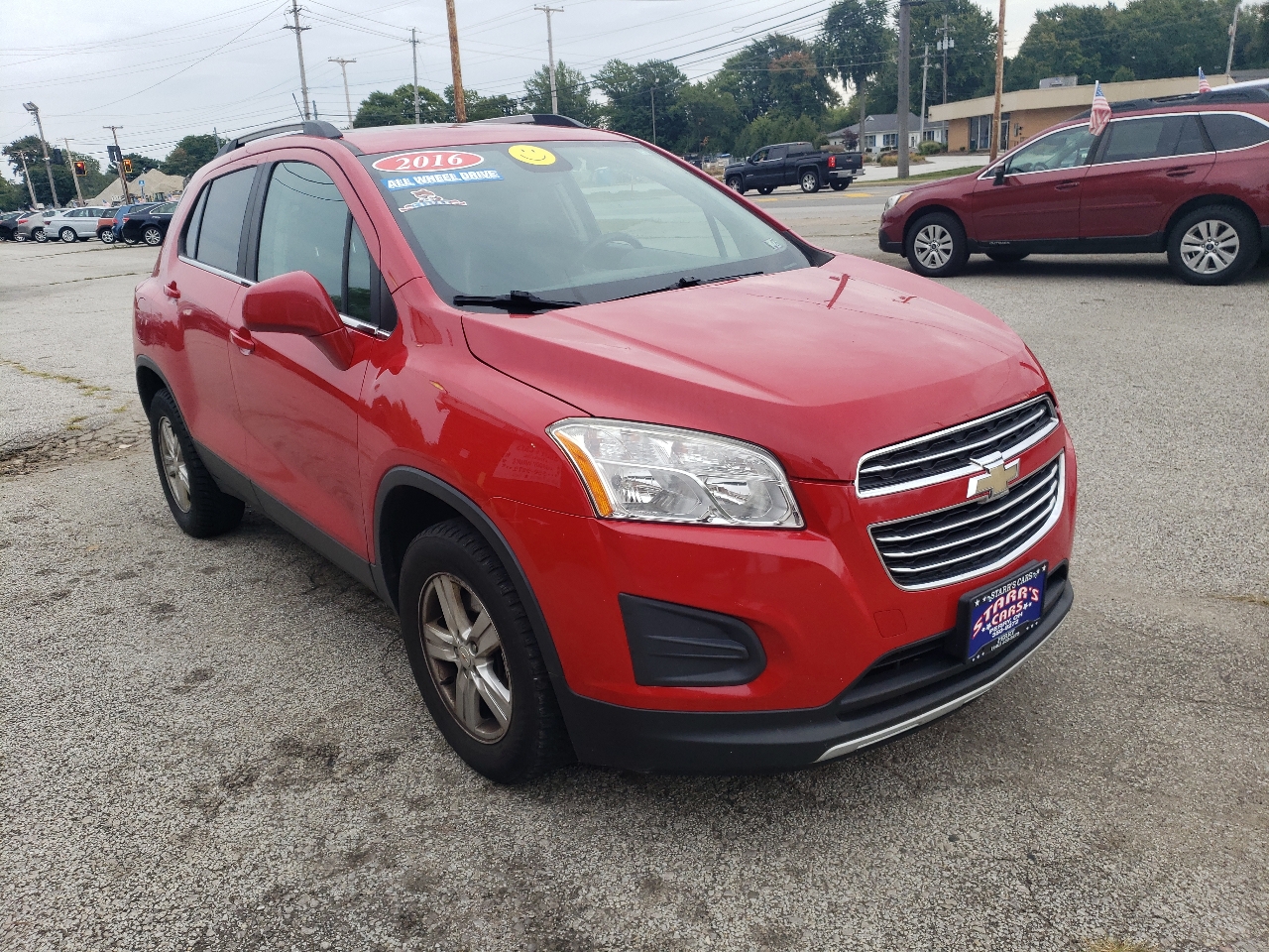 2016 Chevrolet Trax LT photo 2