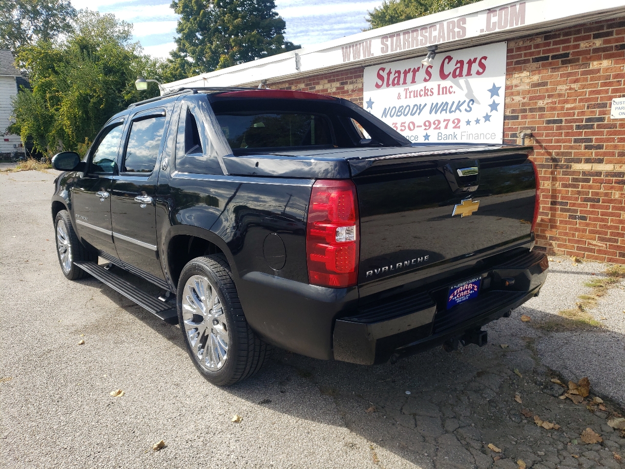 2013 Chevrolet Avalanche LTZ photo 5