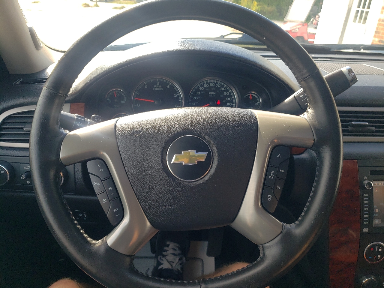 2013 Chevrolet Avalanche LTZ photo 19