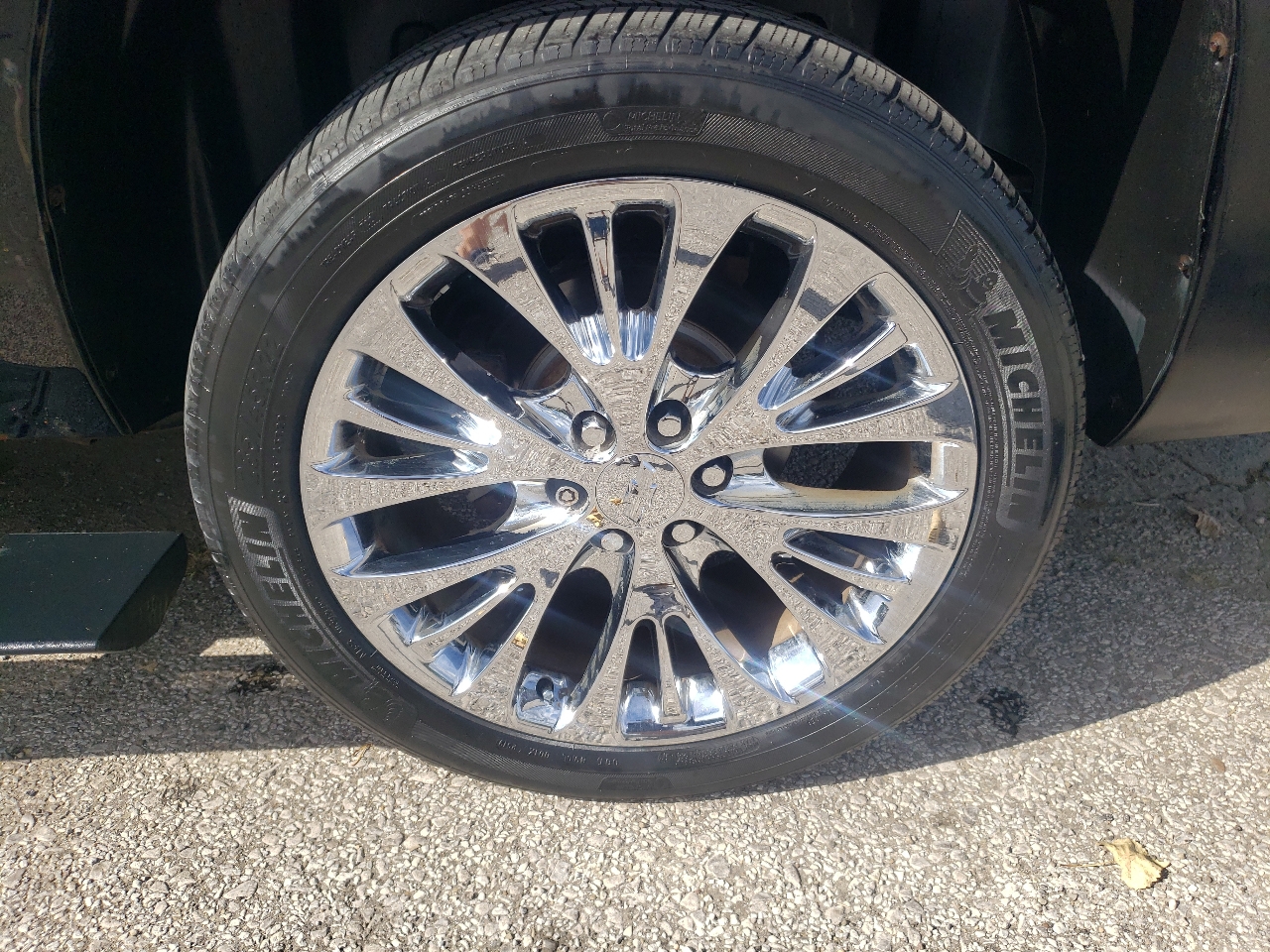 2013 Chevrolet Avalanche LTZ photo 33