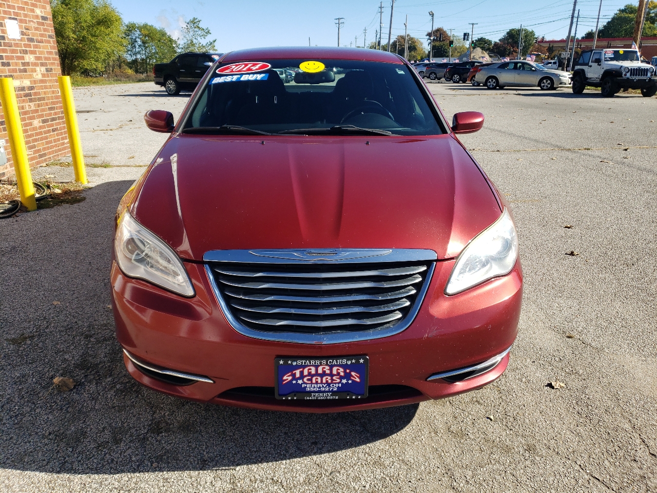 Chrysler 200 4dr Sdn Touring 2014 Chrysler 200 4dr Sdn Touring 2014
