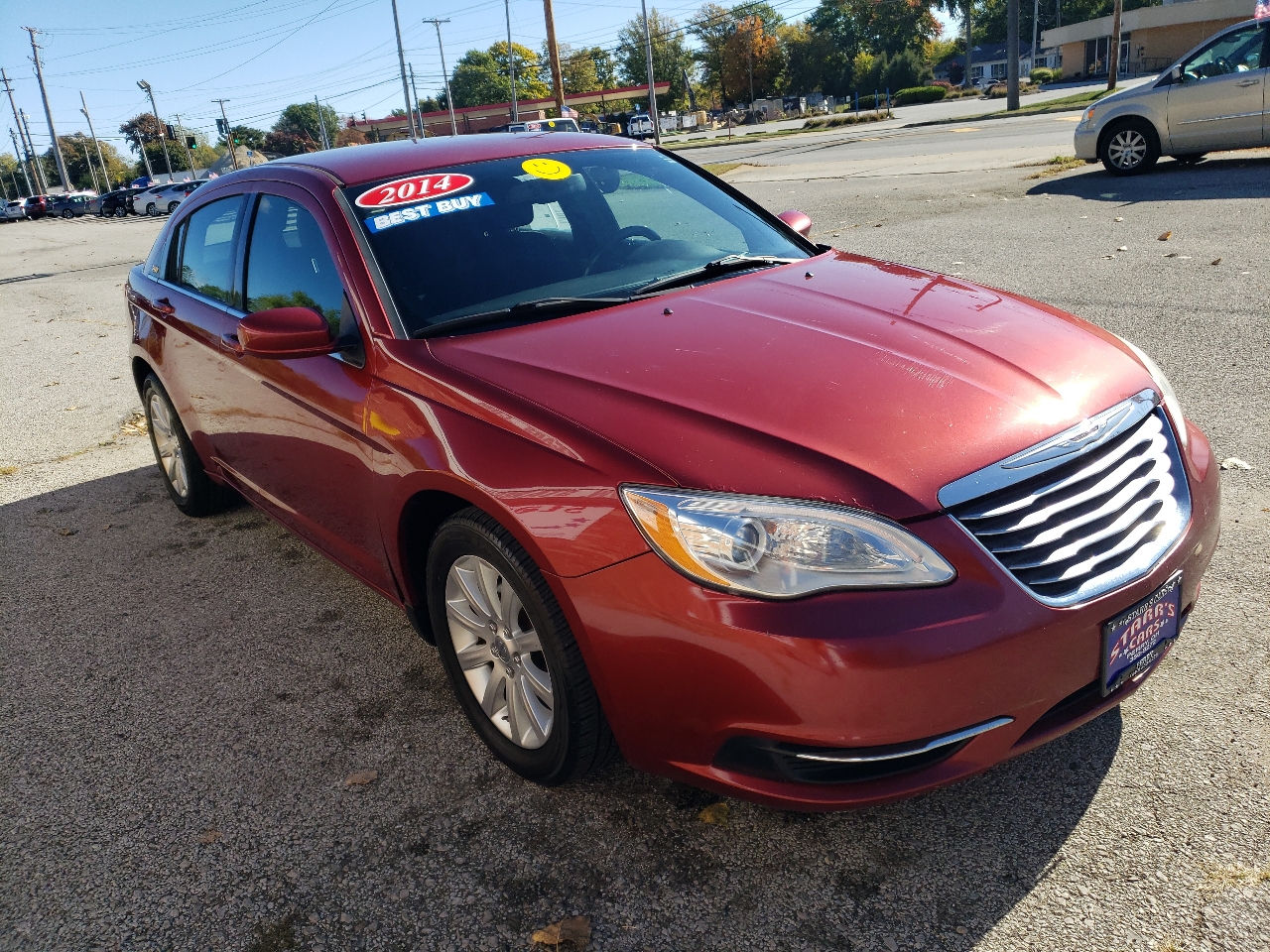 Chrysler 200 4dr Sdn Touring 2014 Chrysler 200 4dr Sdn Touring 2014