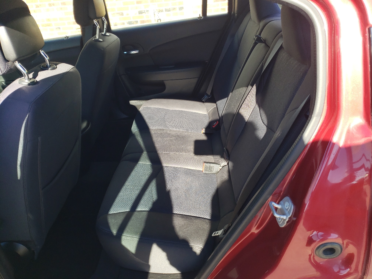 Chrysler 200 4dr Sdn Touring 2014 Chrysler 200 4dr Sdn Touring 2014