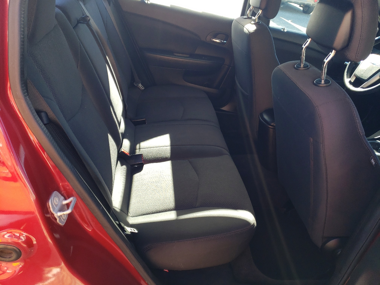 Chrysler 200 4dr Sdn Touring 2014 Chrysler 200 4dr Sdn Touring 2014