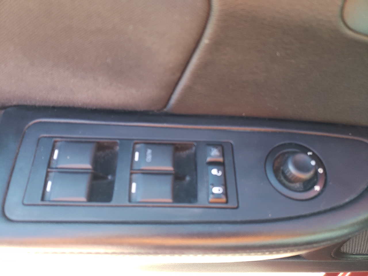Chrysler 200 4dr Sdn Touring 2014 Chrysler 200 4dr Sdn Touring 2014