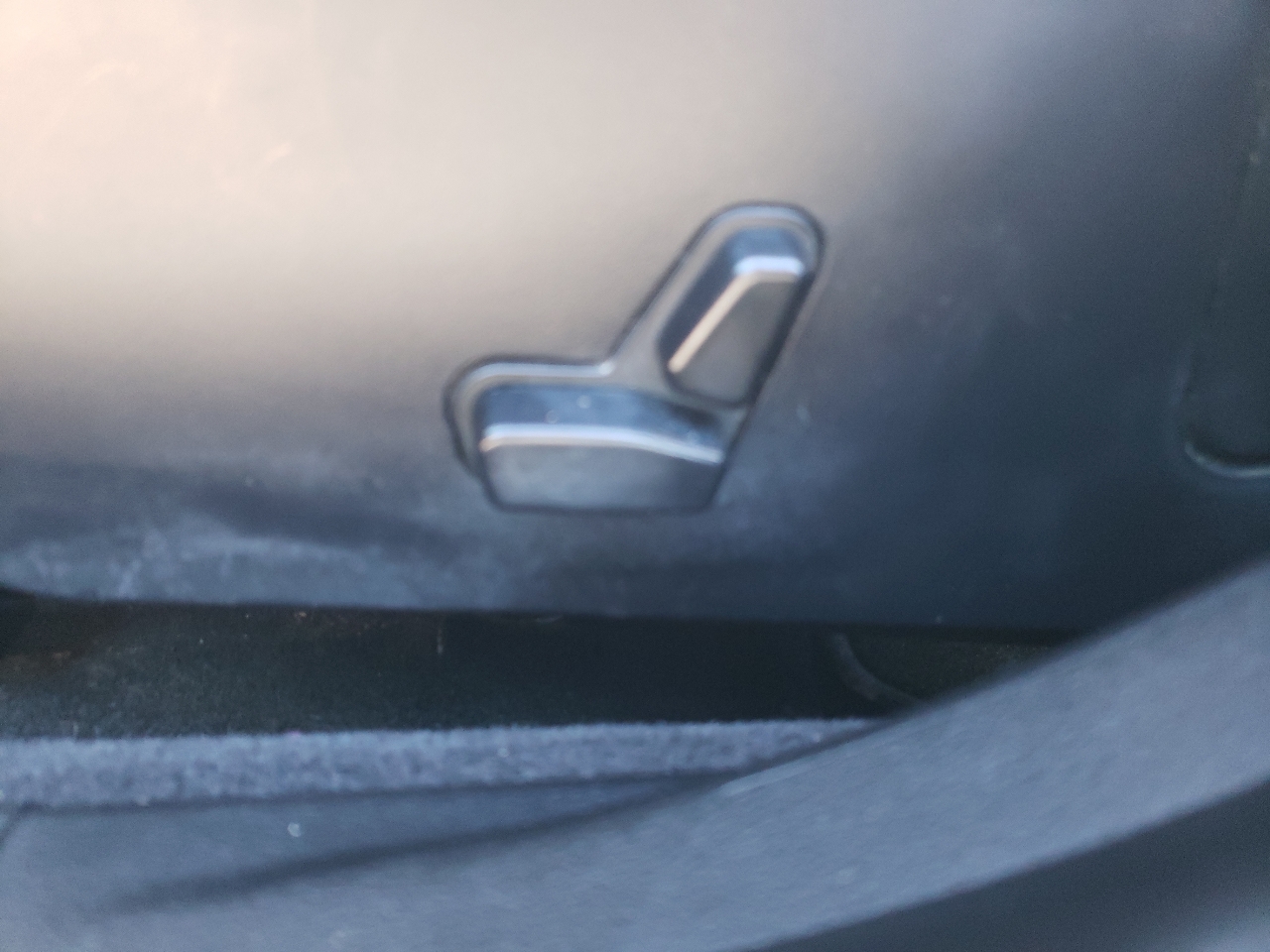Chrysler 200 4dr Sdn Touring 2014 Chrysler 200 4dr Sdn Touring 2014