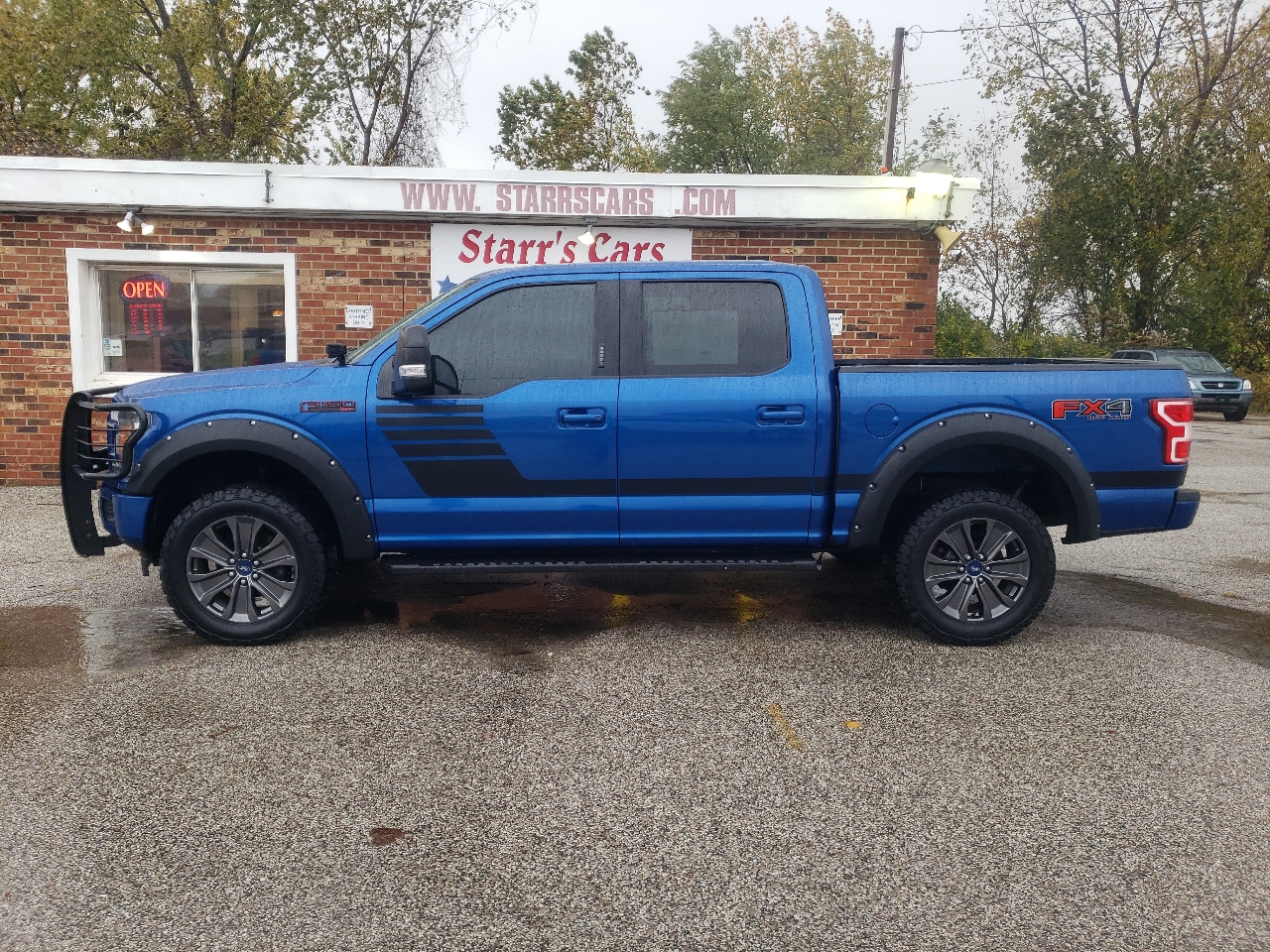 Ford F-150 XLT 4WD SuperCrew 5.5' Box 2018 Ford F-150 XLT 4WD SuperCrew 5.5' Box 2018