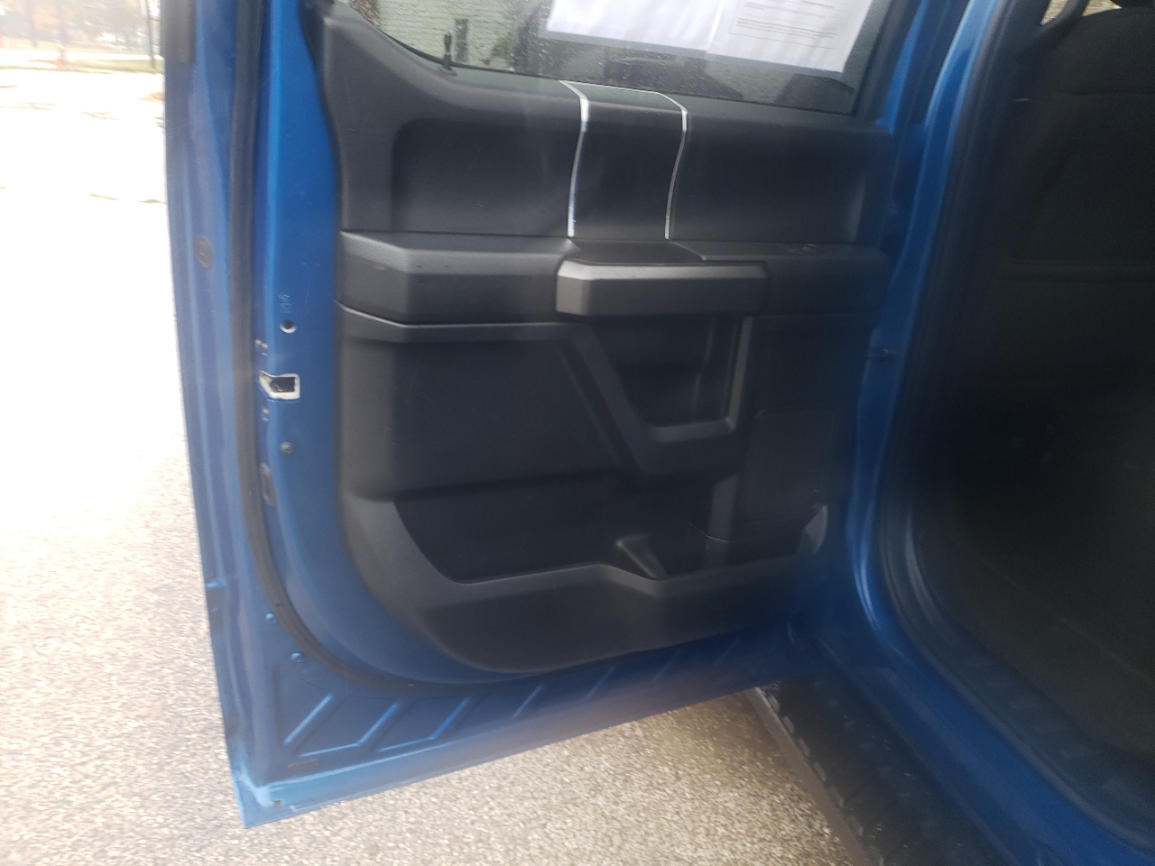 Ford F-150 XLT 4WD SuperCrew 5.5' Box 2018 Ford F-150 XLT 4WD SuperCrew 5.5' Box 2018