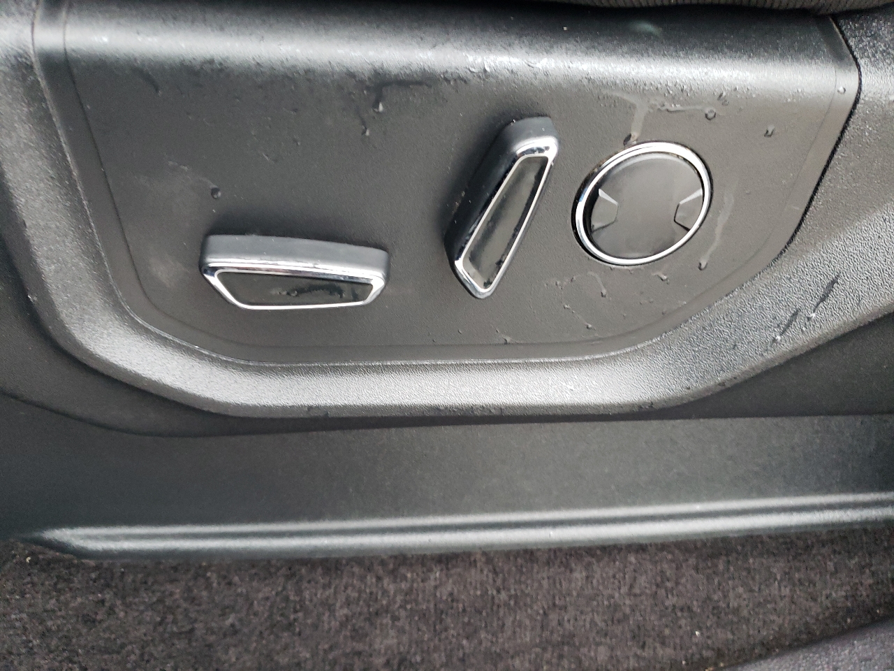 Ford F-150 XLT 4WD SuperCrew 5.5' Box 2018 Ford F-150 XLT 4WD SuperCrew 5.5' Box 2018