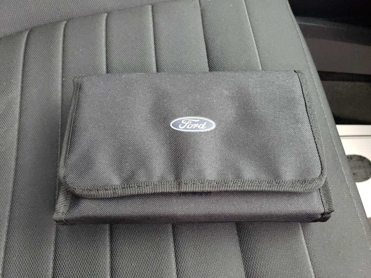 Ford F-150 XLT 4WD SuperCrew 5.5' Box 2018 Ford F-150 XLT 4WD SuperCrew 5.5' Box 2018