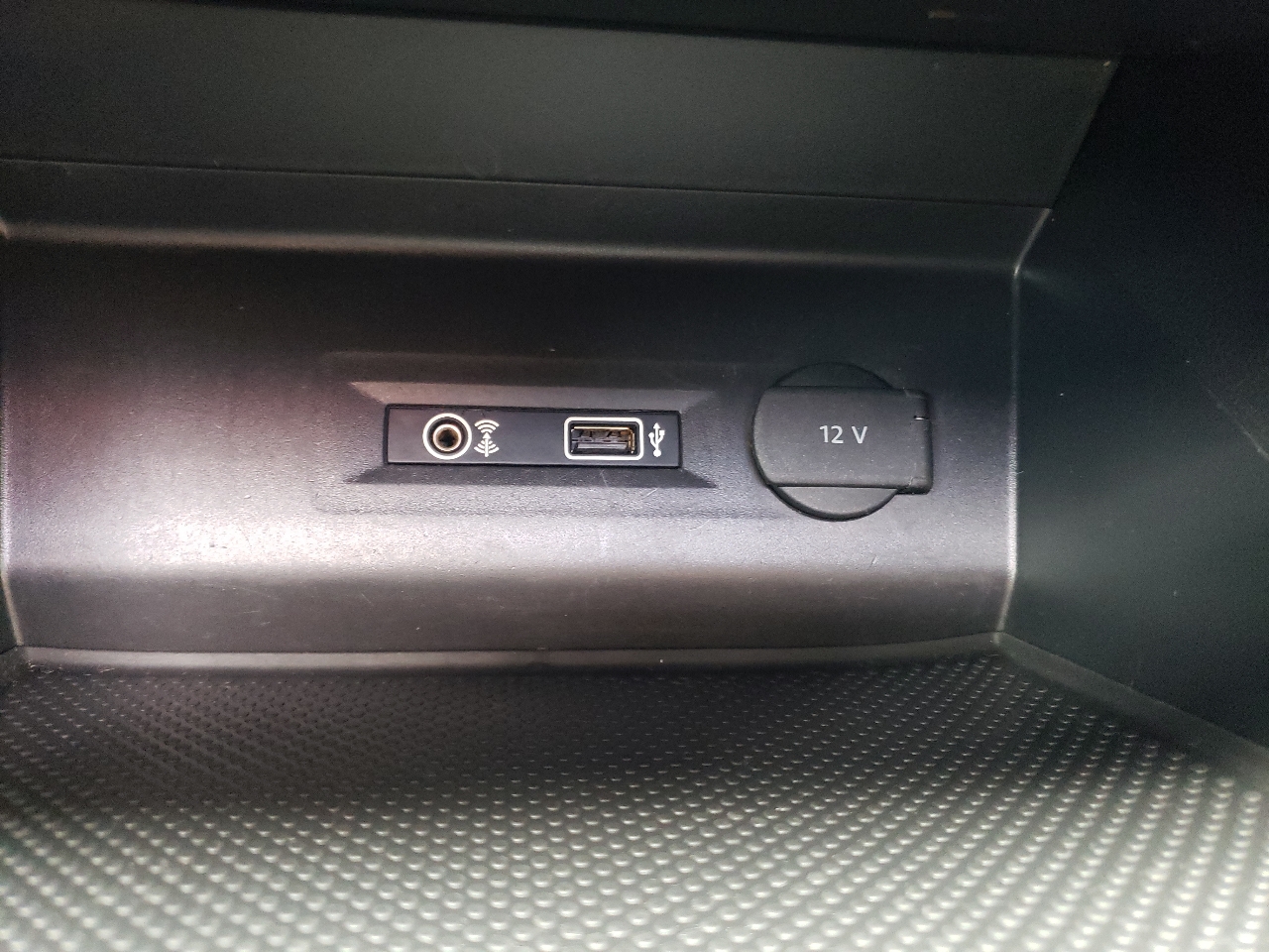 Volkswagen Atlas 3.6L V6 SEL Premium 4MOTION 2019 Volkswagen Atlas 3.6L V6 SEL Premium 4MOTION 2019