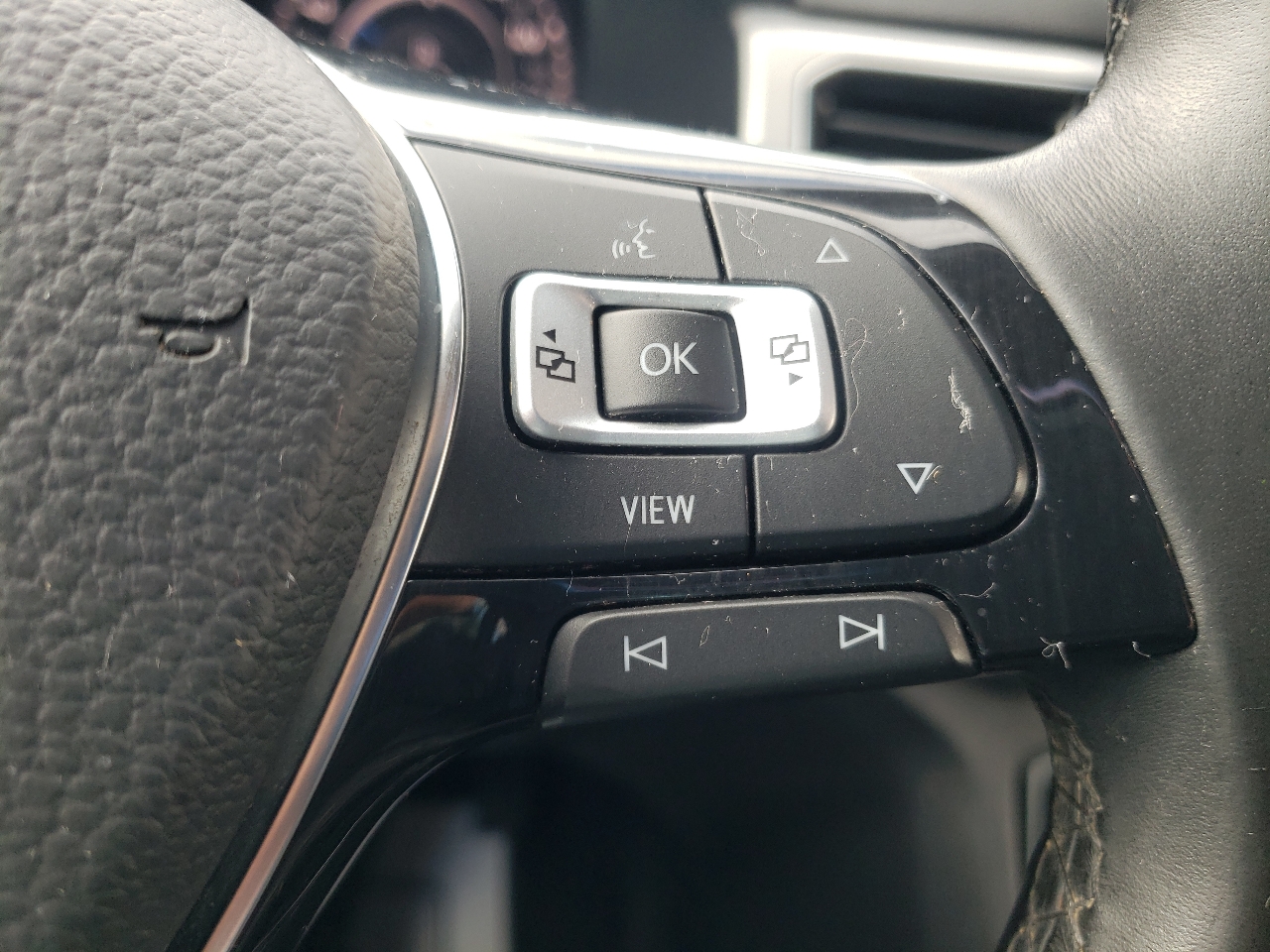 Volkswagen Atlas 3.6L V6 SEL Premium 4MOTION 2019 Volkswagen Atlas 3.6L V6 SEL Premium 4MOTION 2019