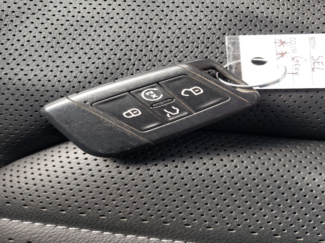 Volkswagen Atlas 3.6L V6 SEL Premium 4MOTION 2019 Volkswagen Atlas 3.6L V6 SEL Premium 4MOTION 2019