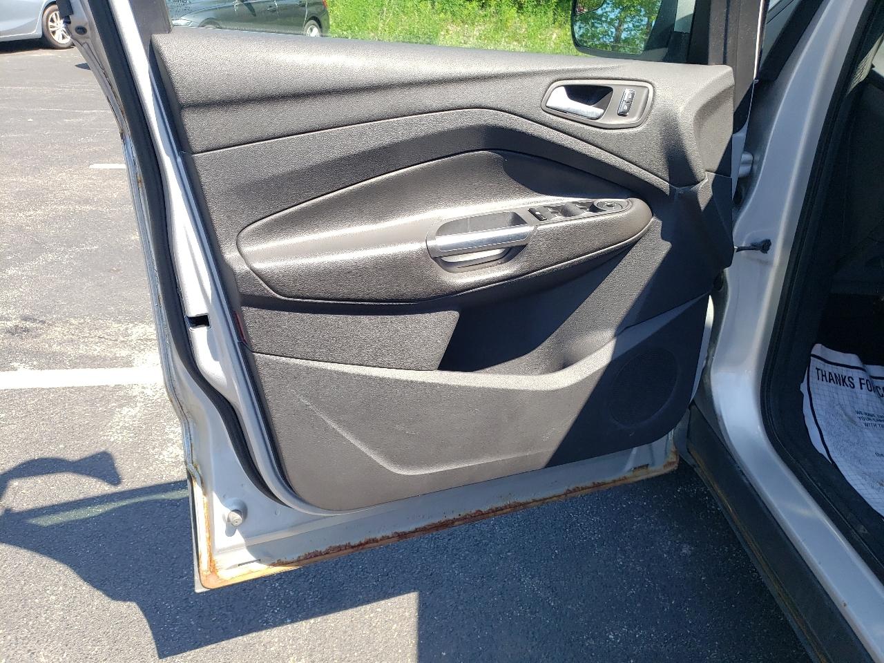 Ford Escape FWD 4dr SE 2013