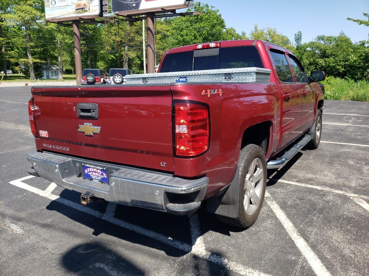 Chevrolet Silverado 1500 4WD Crew Cab 143.5" LT w/1LT 2018