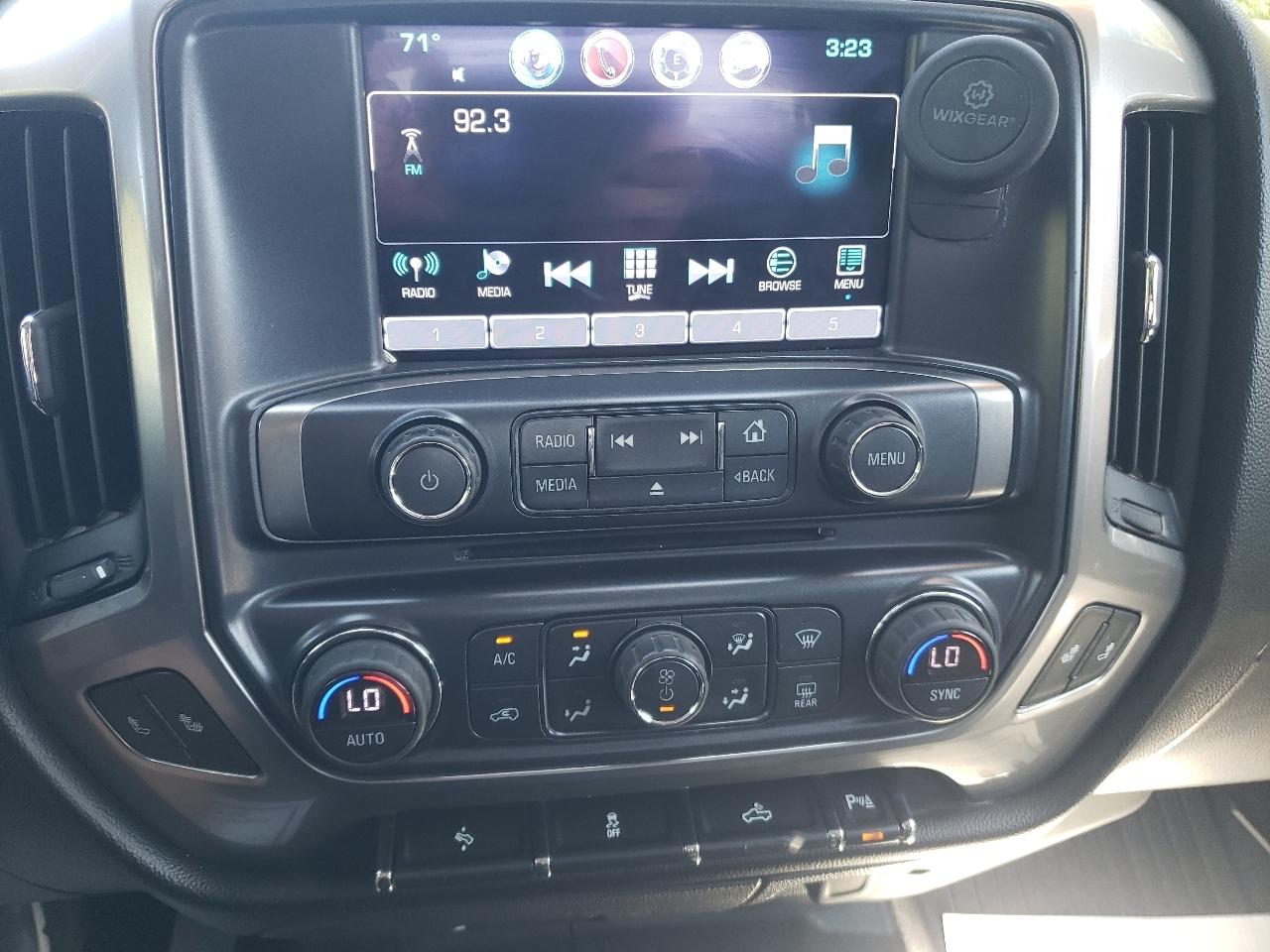 Chevrolet Silverado 1500 4WD Crew Cab 143.5" LT w/1LT 2018