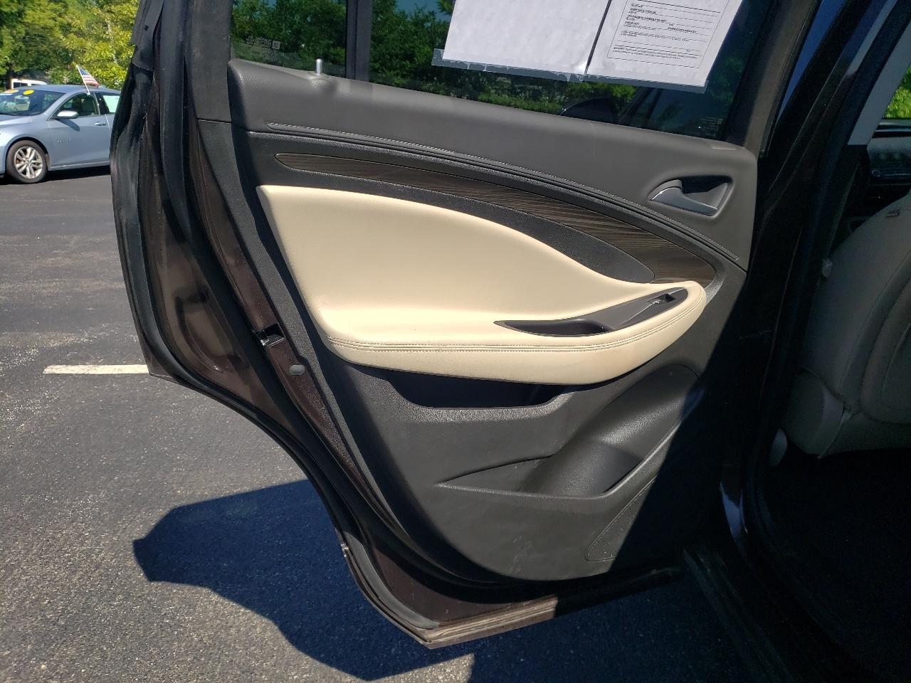 Buick Envision AWD 4dr Premium II 2020