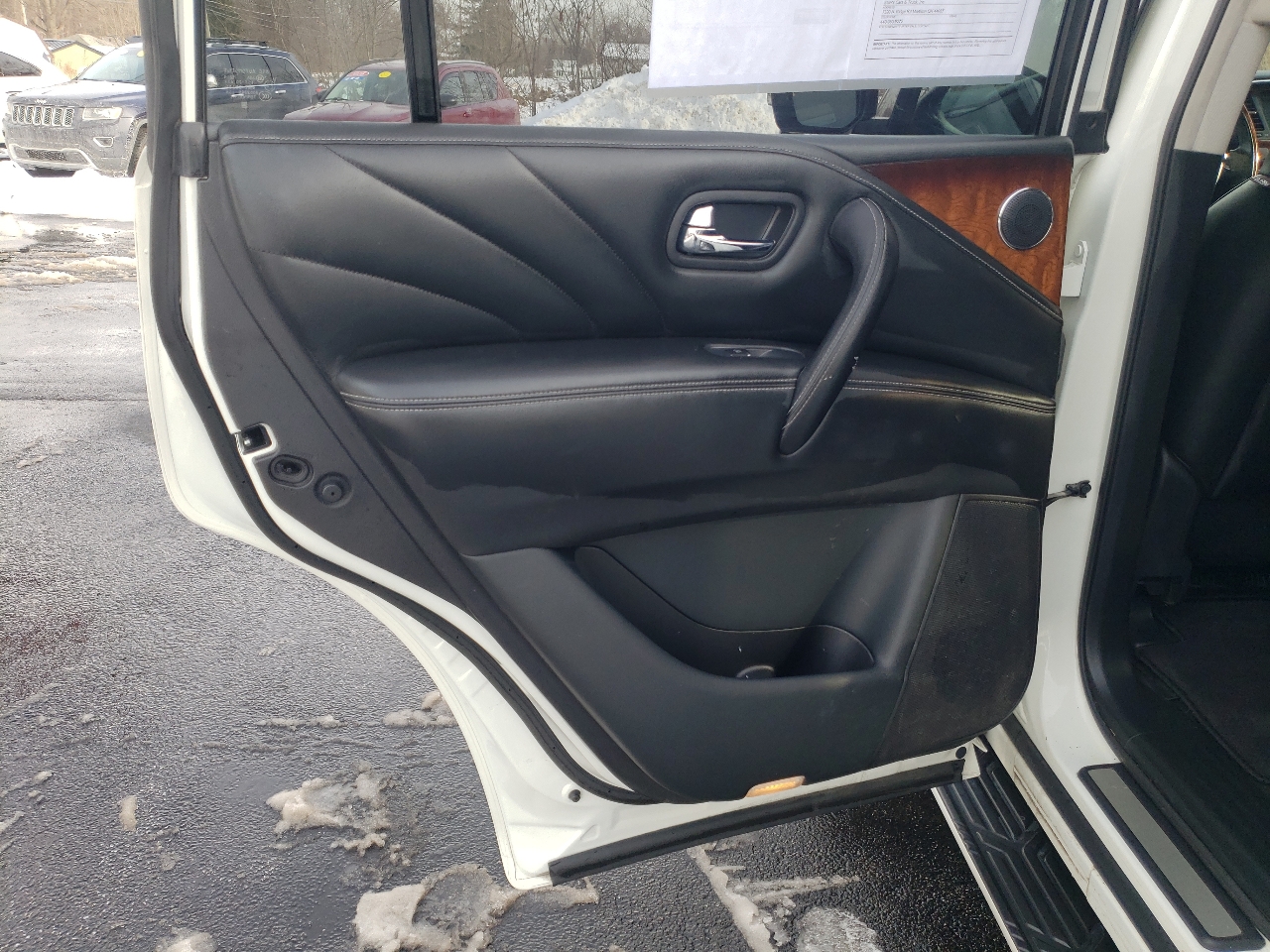 Infiniti QX80 4WD 4dr 2016