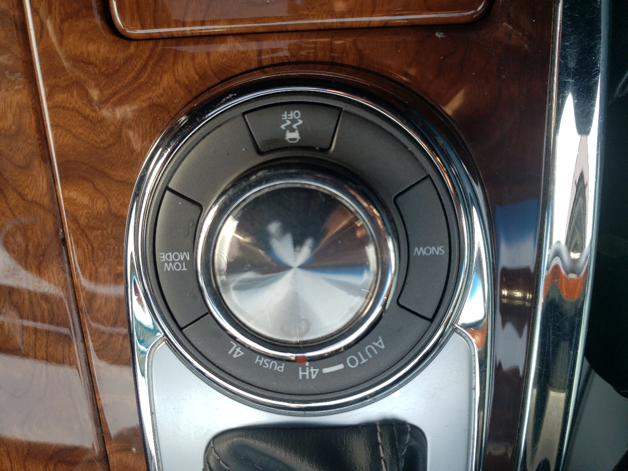 Infiniti QX80 4WD 4dr 2016