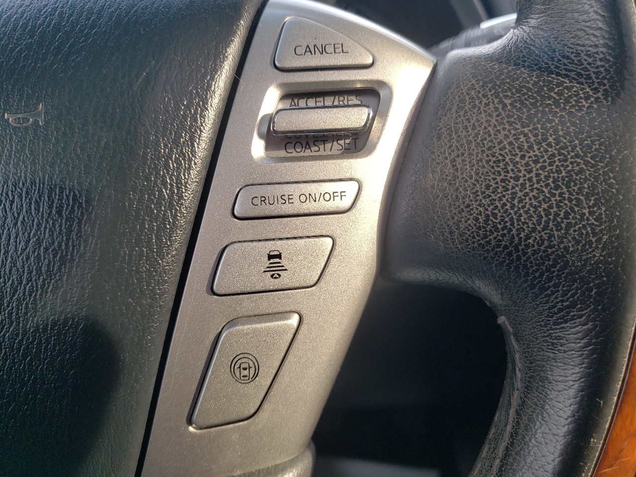 Infiniti QX80 4WD 4dr 2016