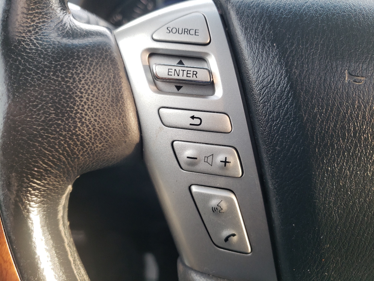 Infiniti QX80 4WD 4dr 2016