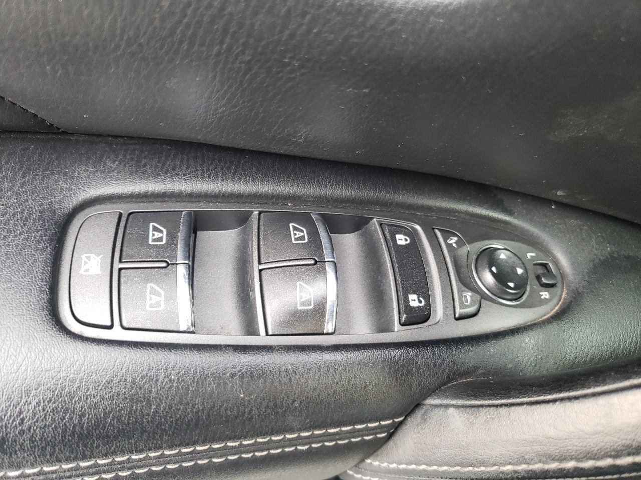 Infiniti QX80 4WD 4dr 2016