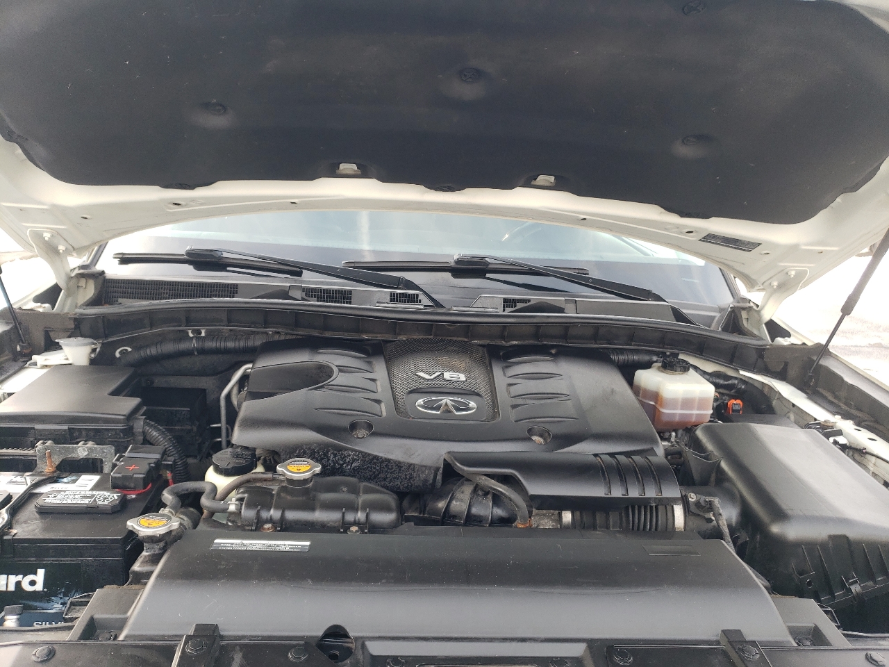 Infiniti QX80 4WD 4dr 2016