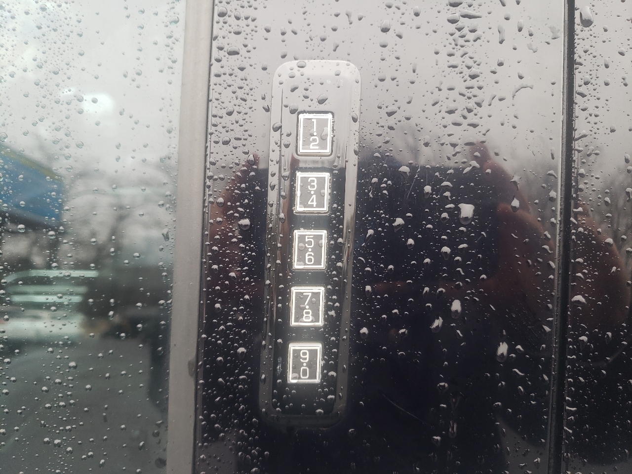 Ford F-150 4WD SuperCrew 145" Lariat 2016