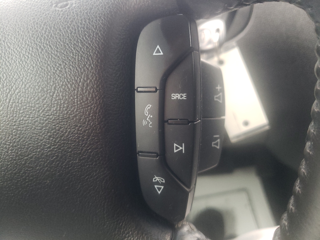 Chevrolet Impala 4dr Sdn LT Retail 2013