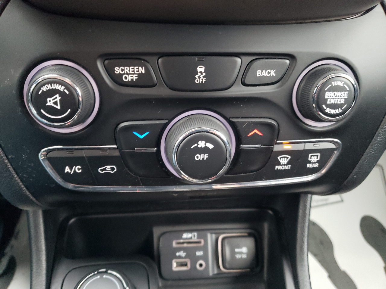 Jeep Cherokee 4WD 4dr Latitude 2016