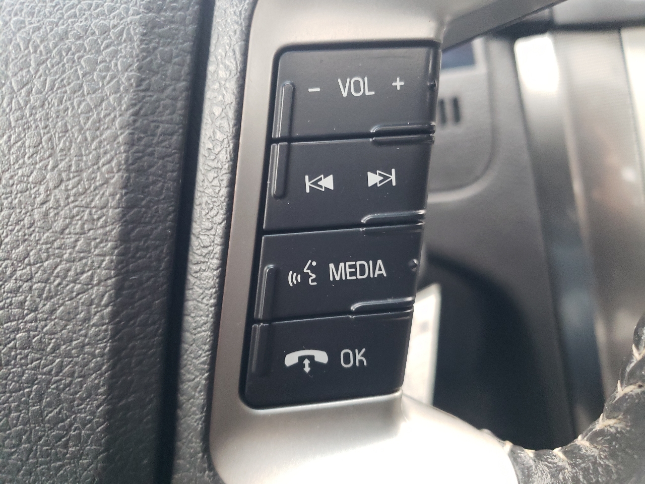 Ford Fusion 4dr Sdn SEL FWD 2012