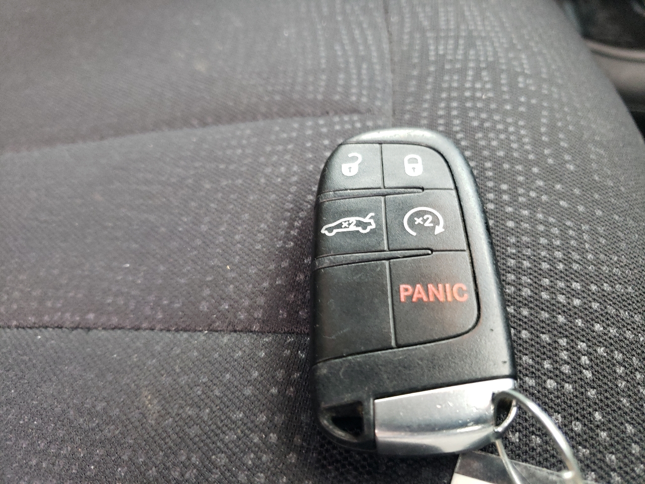 Chrysler 200 4dr Sdn Limited FWD 2015