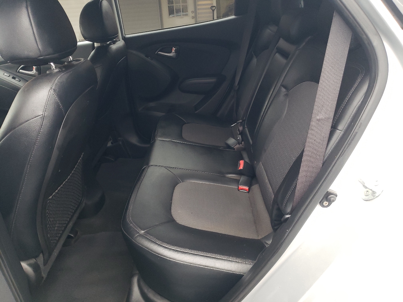 Hyundai Tucson FWD 4dr Auto GLS 2011