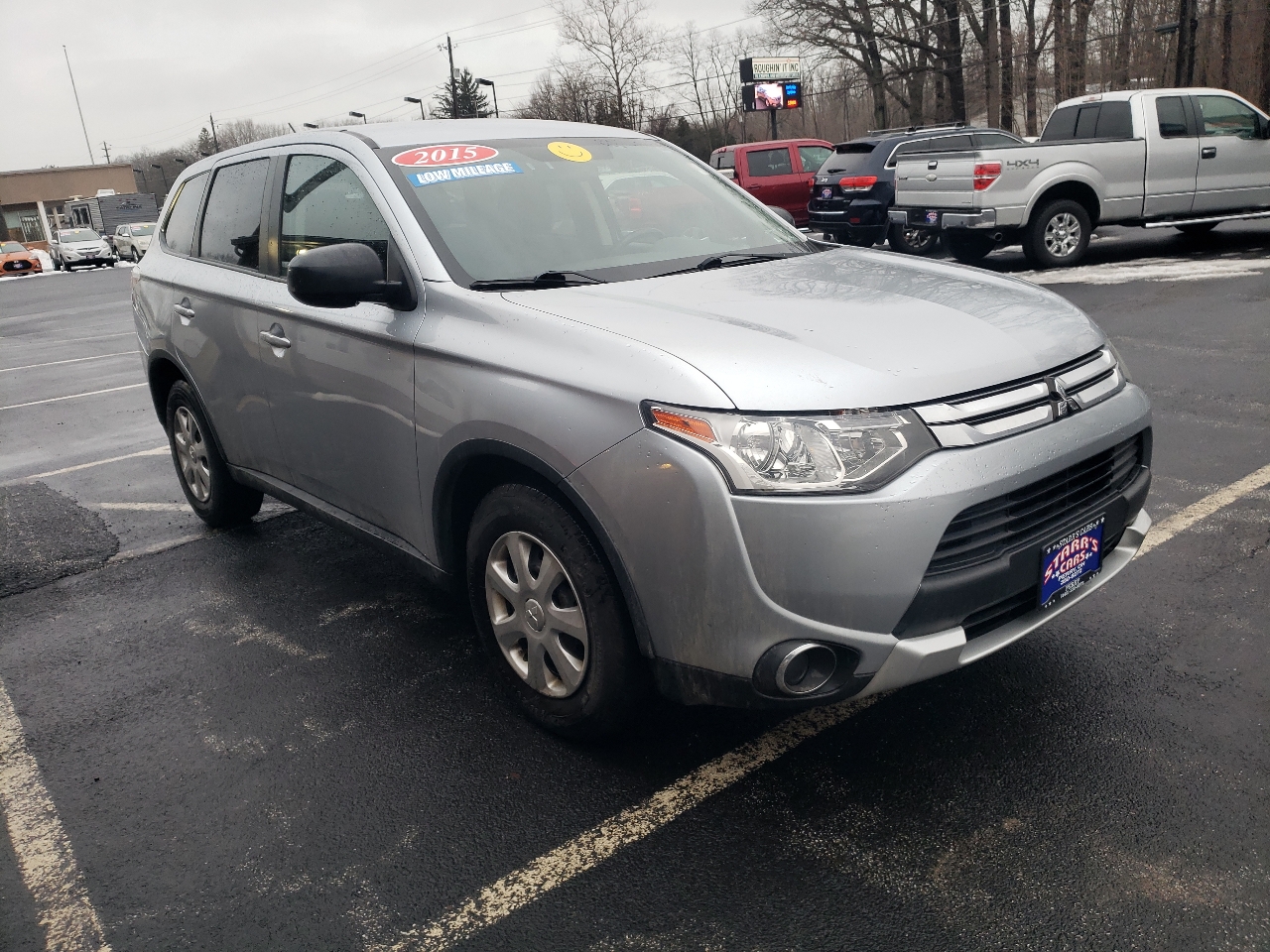 Mitsubishi Outlander 2WD 4dr ES 2015