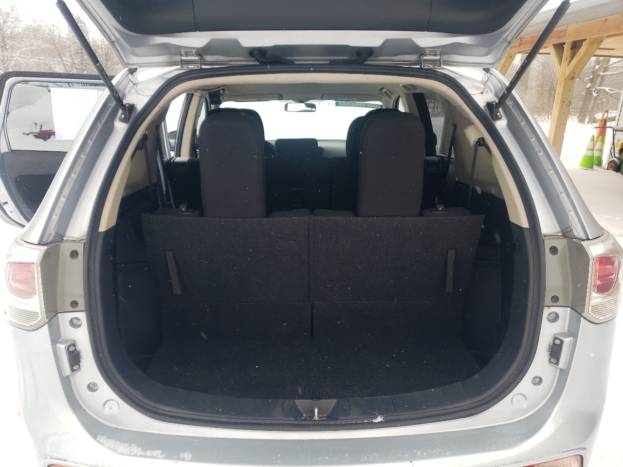 Mitsubishi Outlander 2WD 4dr ES 2015