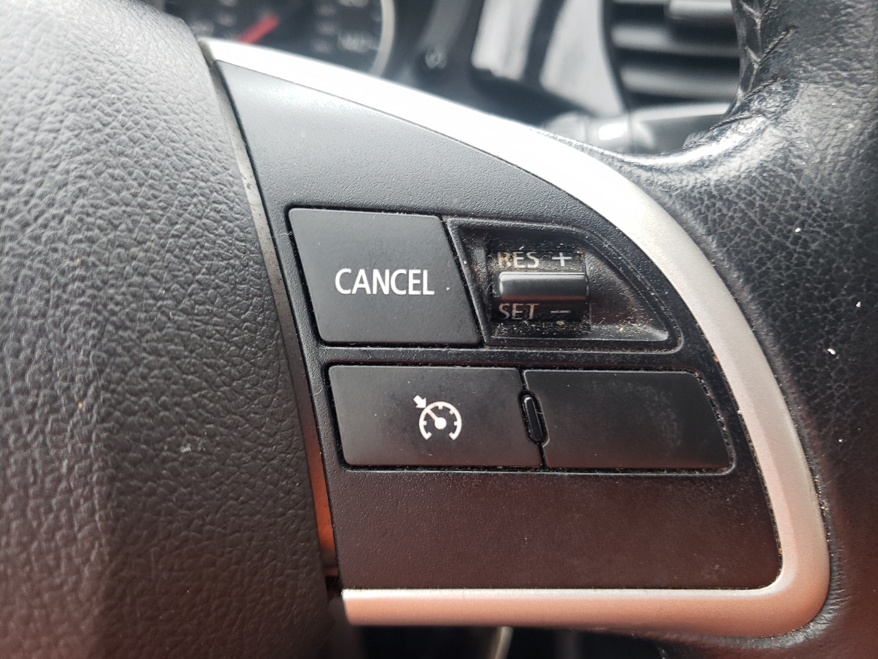 Mitsubishi Outlander 2WD 4dr ES 2015