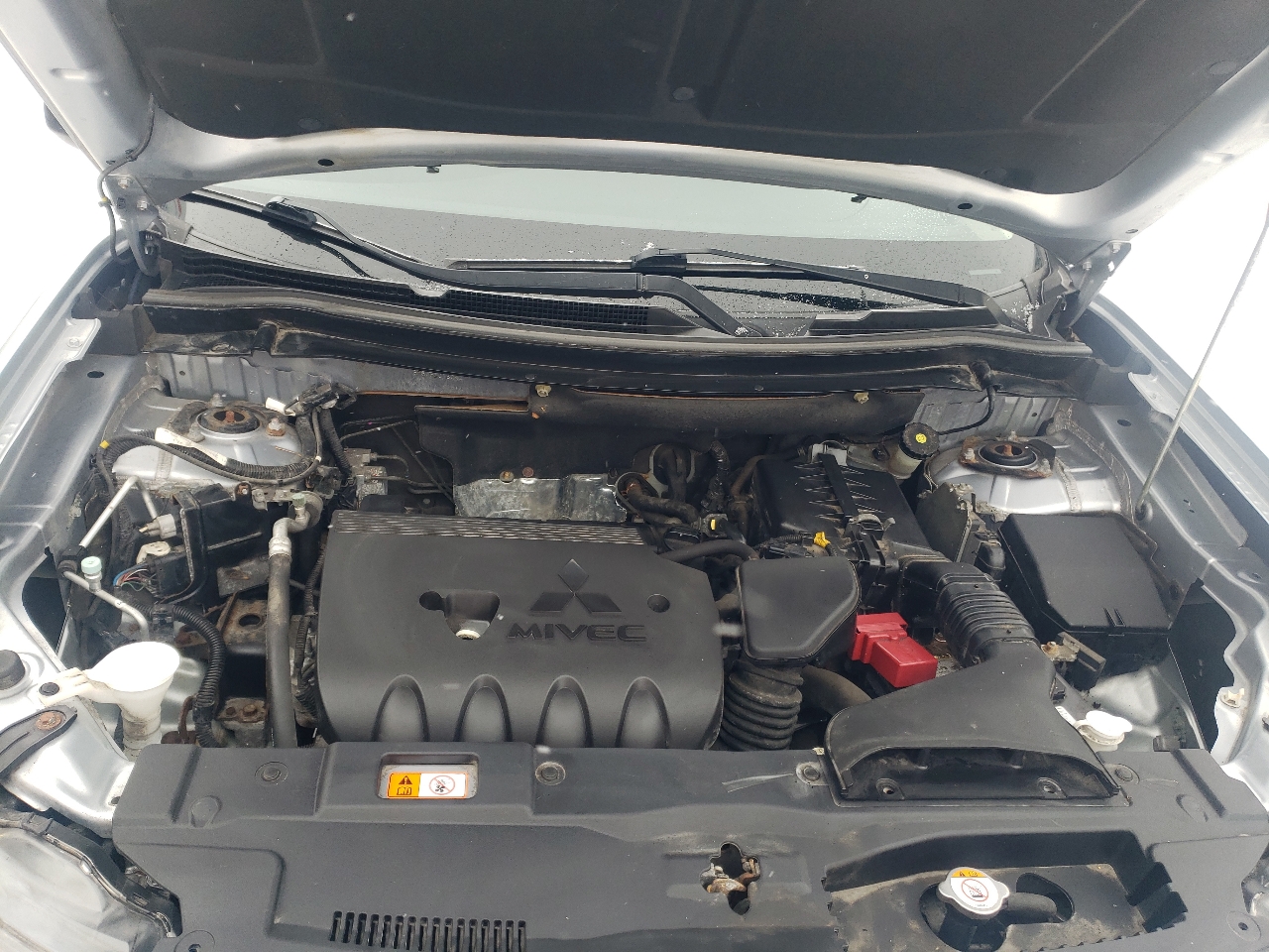 Mitsubishi Outlander 2WD 4dr ES 2015