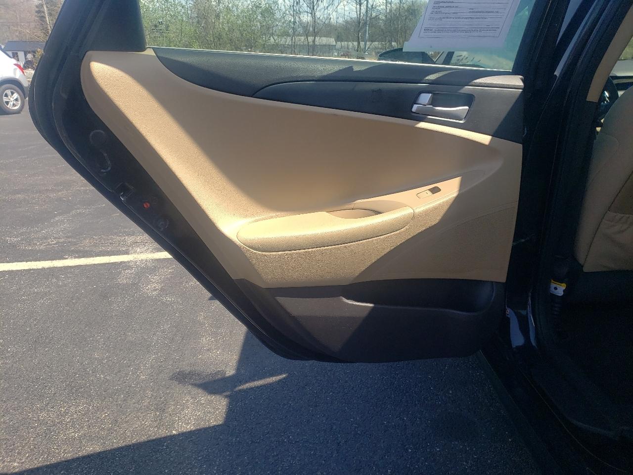 Hyundai Sonata 4dr Sdn 2.4L Auto GLS *Ltd Avail* 2013