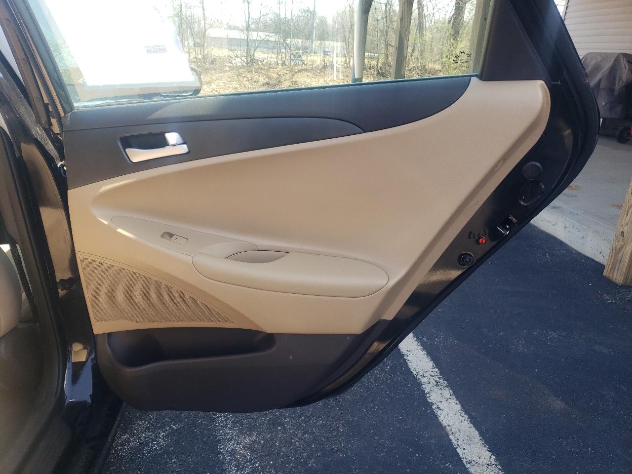 Hyundai Sonata 4dr Sdn 2.4L Auto GLS *Ltd Avail* 2013