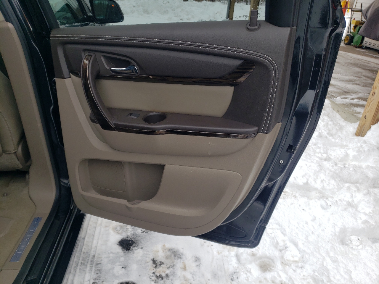 GMC Acadia AWD 4dr Denali 2015