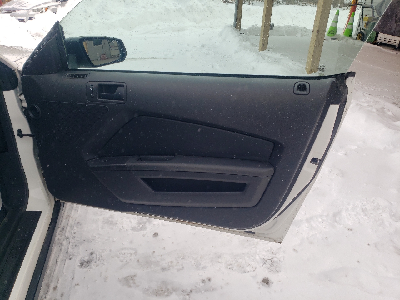 Ford Mustang 2dr Cpe V6 2012