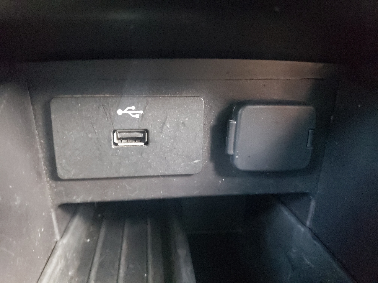 Ford Explorer 4WD 4dr XLT 2016